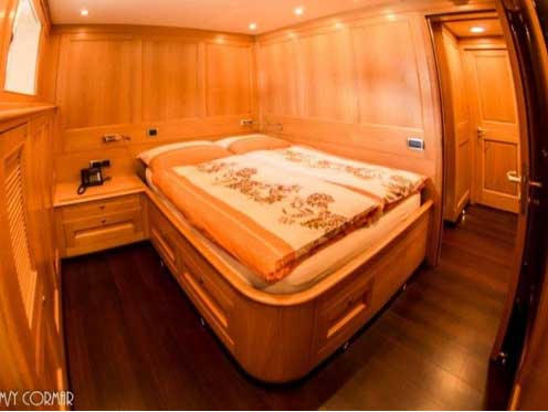Expedition Yacht for Sale Port Cabin